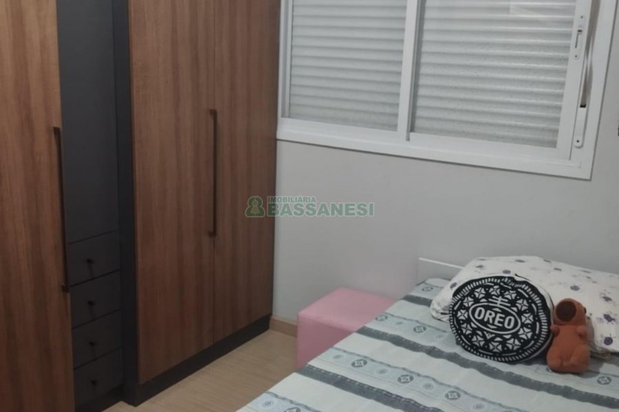 Apartamento com 54m², 2 dormitórios, 1 vaga, no bairro Santa Lúcia em Caxias do Sul para Comprar