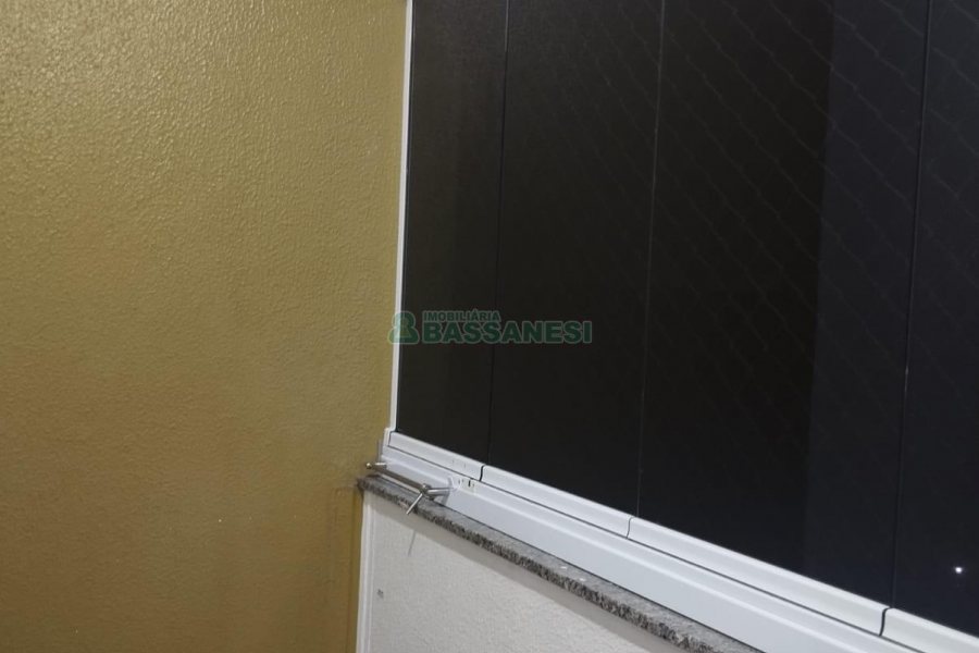 Apartamento com 54m², 2 dormitórios, 1 vaga, no bairro Santa Lúcia em Caxias do Sul para Comprar
