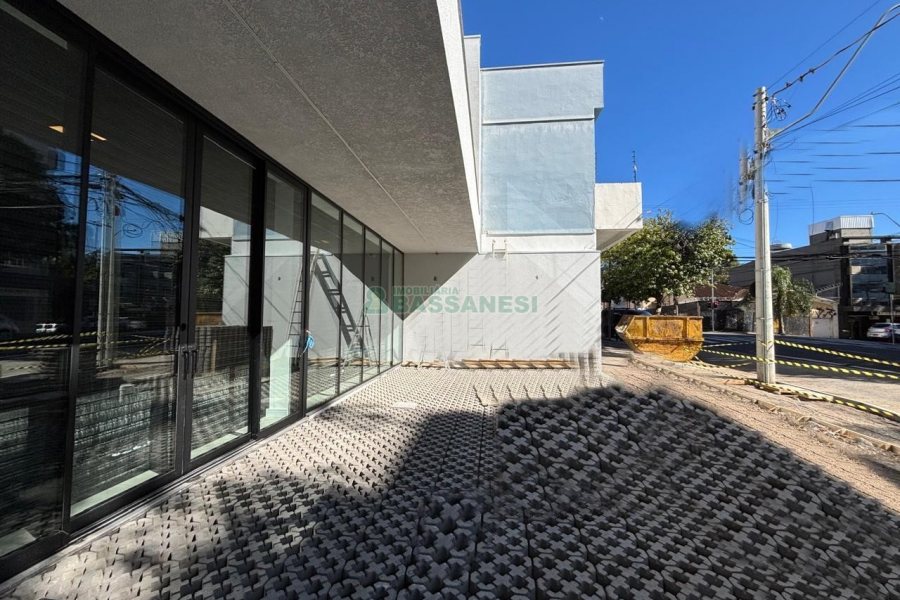 Loja com 350m², no bairro Centro em Caxias do Sul para Alugar