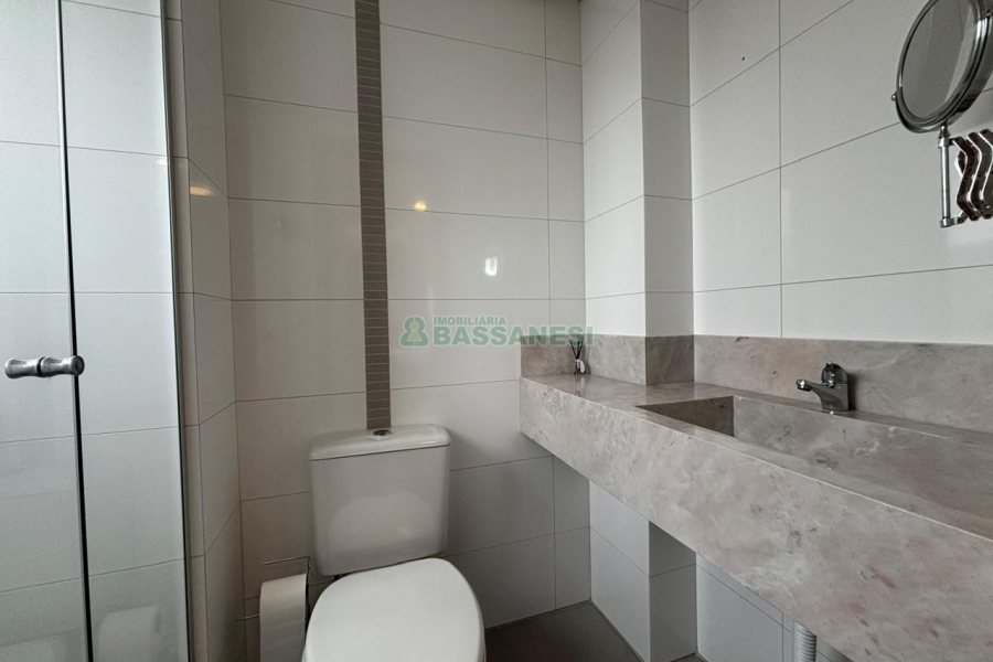 Apto Mobiliado com 76m², 2 dormitórios, 2 vagas, no bairro Madureira em Caxias do Sul para Alugar