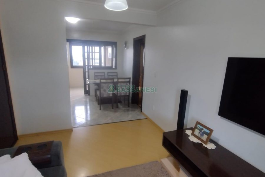 Apartamento com 75m², 2 dormitórios, 1 vaga, no bairro Madureira em Caxias do Sul para Comprar