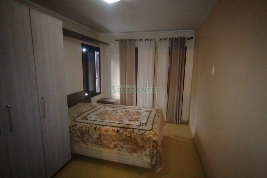 Apartamento com 75m², 2 dormitórios, 1 vaga, no bairro Madureira em Caxias do Sul para Comprar