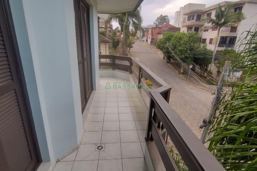 Apartamento com 75m², 2 dormitórios, 1 vaga, no bairro Madureira em Caxias do Sul para Comprar