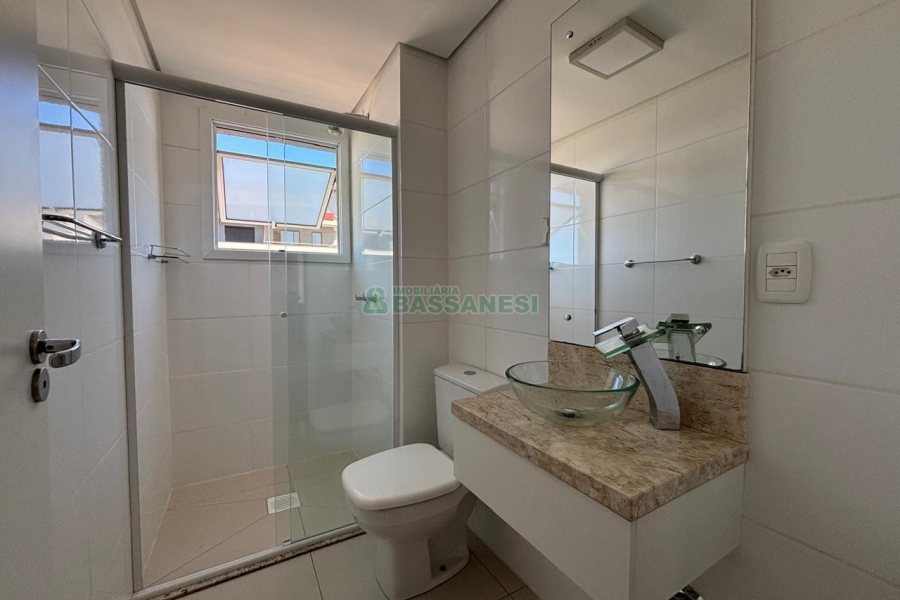 Apartamento com 86m², 2 dormitórios, 2 vagas, no bairro Villagio Iguatemi em Caxias do Sul para Alugar