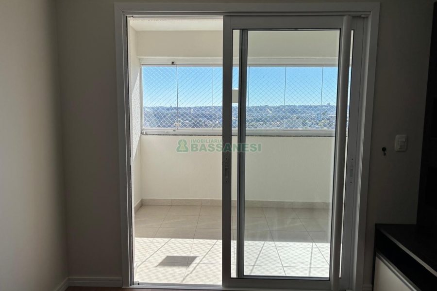 Apartamento com 86m², 2 dormitórios, 2 vagas, no bairro Villagio Iguatemi em Caxias do Sul para Alugar