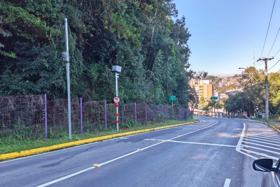 Terreno, no bairro Altos do Seminario em Caxias do Sul para Comprar