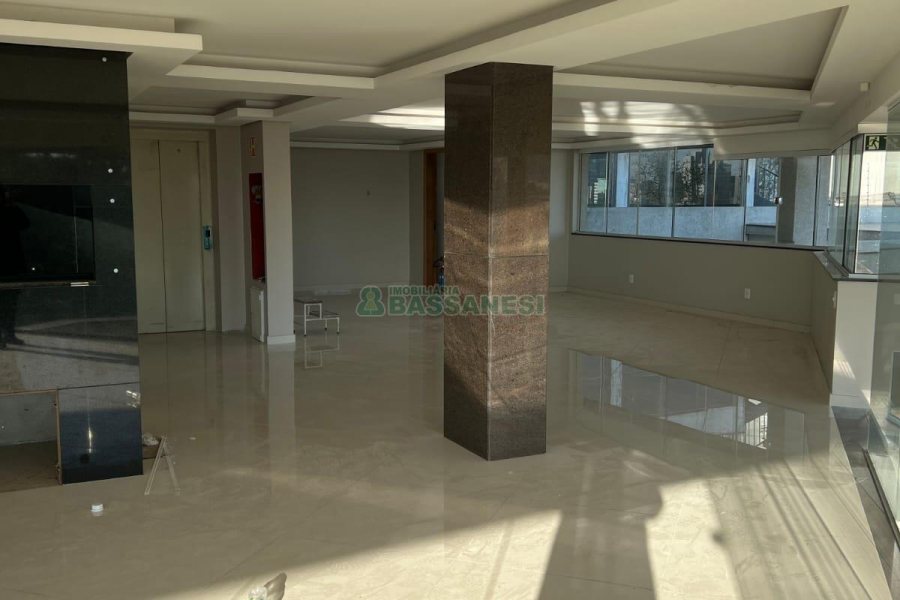 Apartamento com 349m², 3 dormitórios, 2 vagas, no bairro Lourdes em Caxias do Sul para Comprar
