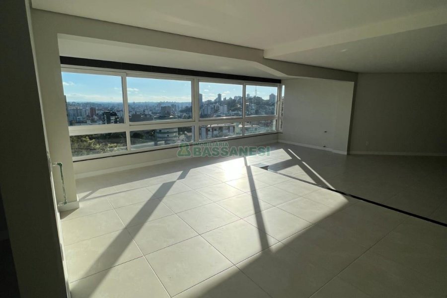 Apartamento com 349m², 3 dormitórios, 2 vagas, no bairro Lourdes em Caxias do Sul para Comprar