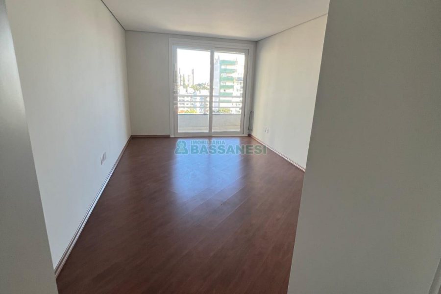 Apartamento com 349m², 3 dormitórios, 2 vagas, no bairro Lourdes em Caxias do Sul para Comprar