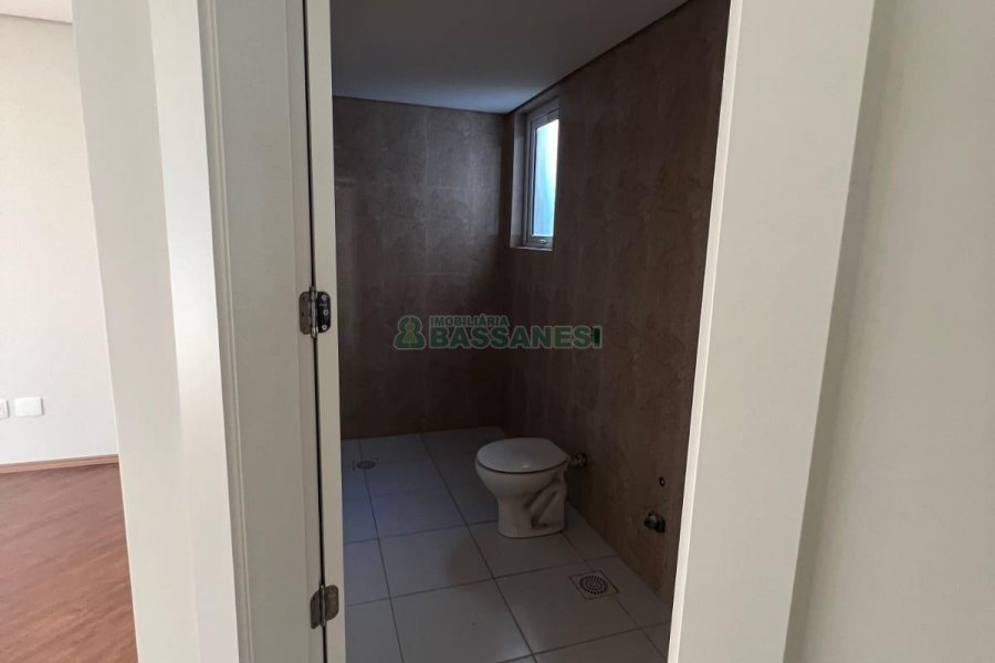 Apartamento com 349m², 3 dormitórios, 2 vagas, no bairro Lourdes em Caxias do Sul para Comprar