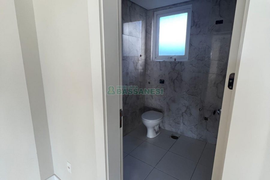 Apartamento com 349m², 3 dormitórios, 2 vagas, no bairro Lourdes em Caxias do Sul para Comprar