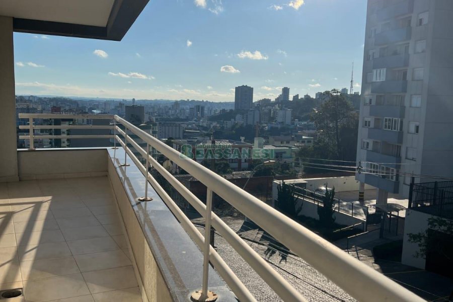 Apartamento com 349m², 3 dormitórios, 2 vagas, no bairro Lourdes em Caxias do Sul para Comprar
