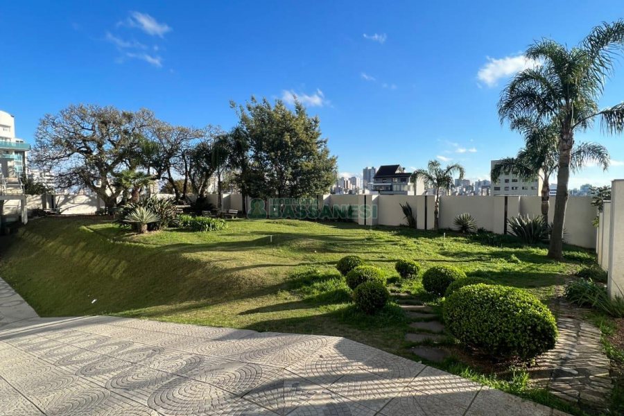 Apartamento com 349m², 3 dormitórios, 2 vagas, no bairro Lourdes em Caxias do Sul para Comprar