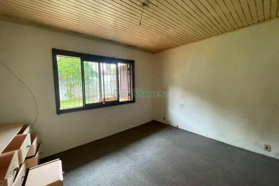 Casa com 175m², 3 dormitórios, 2 vagas, no bairro Jardim América em Caxias do Sul para Comprar