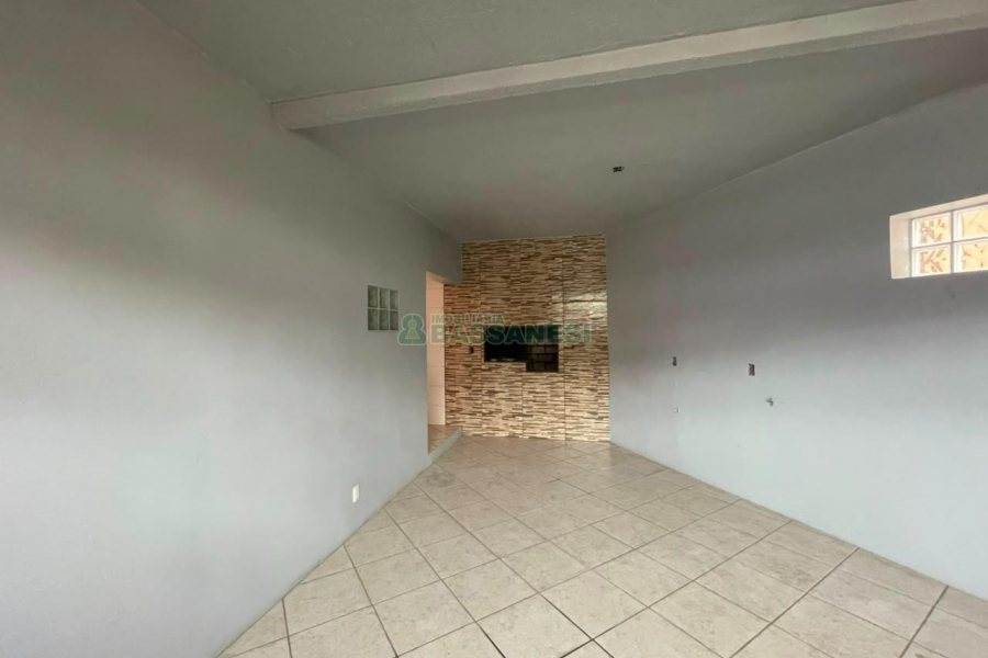 Casa com 180m², 3 dormitórios, 2 vagas, no bairro Jardim América em Caxias do Sul para Comprar