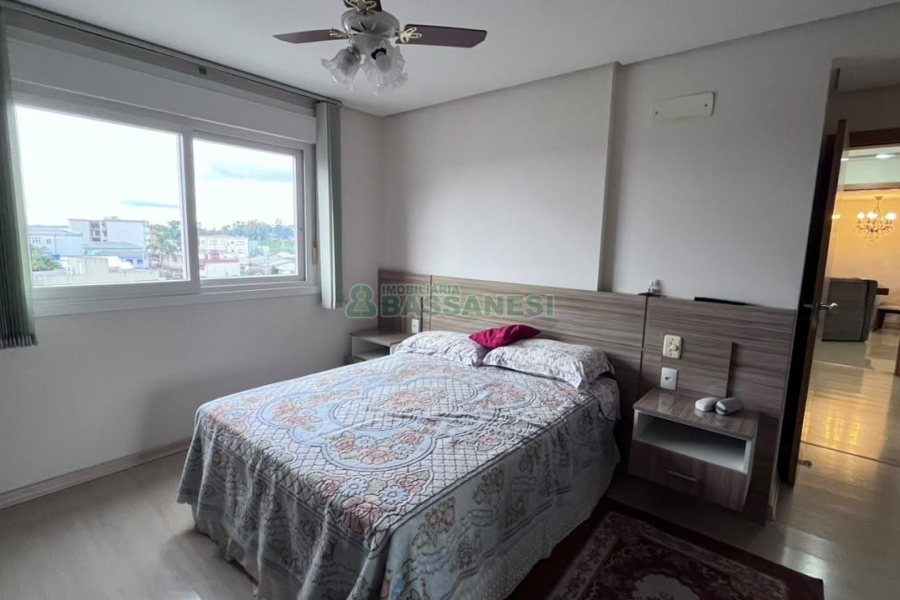 Apto Mobiliado com 92m², 3 dormitórios, no bairro Rio Branco em Caxias do Sul para Alugar