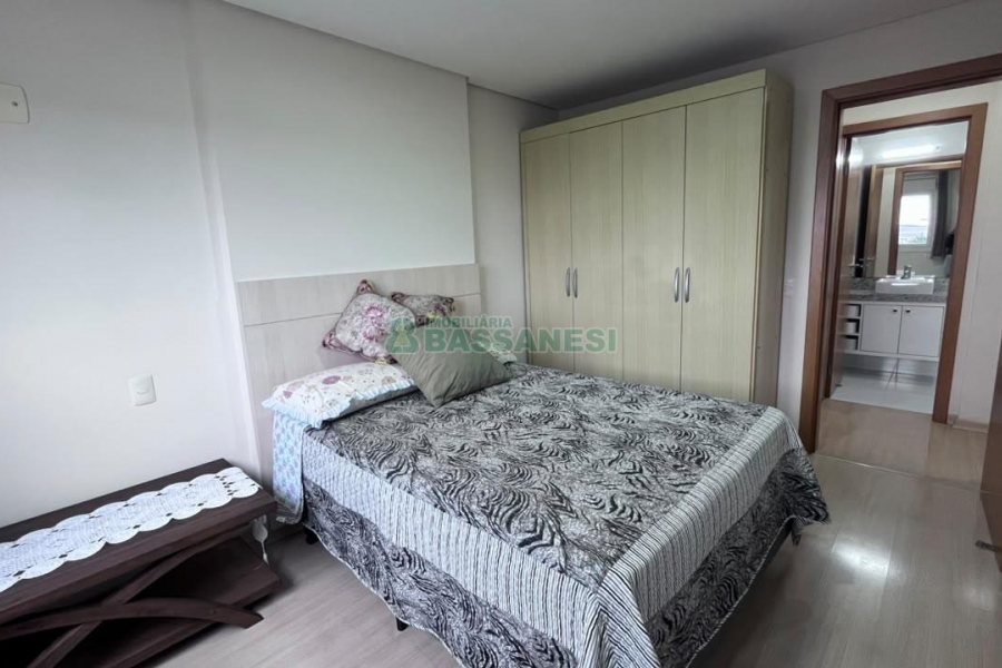 Apto Mobiliado com 92m², 3 dormitórios, no bairro Rio Branco em Caxias do Sul para Alugar