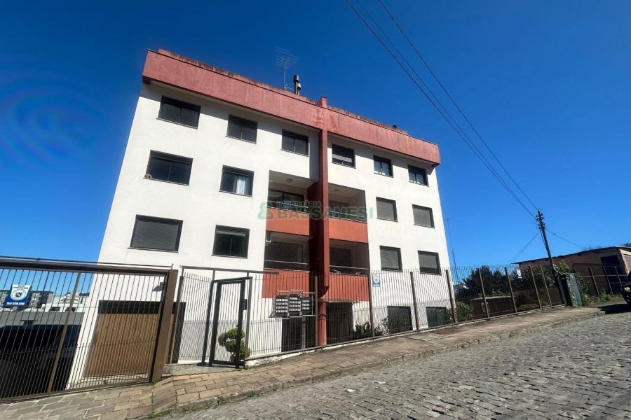 Apartamento com 150m², 3 dormitórios, 3 vagas, no bairro Petrópolis em Caxias do Sul para Comprar