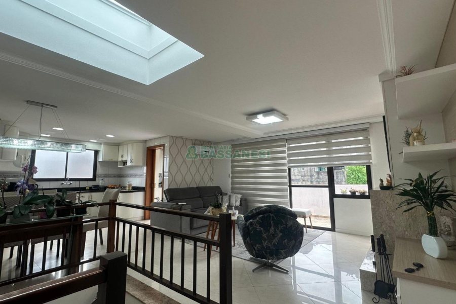 Apartamento com 150m², 3 dormitórios, 3 vagas, no bairro Petrópolis em Caxias do Sul para Comprar