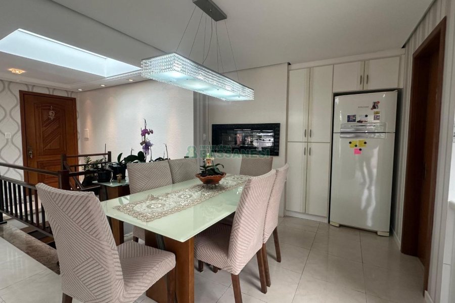 Apartamento com 150m², 3 dormitórios, 3 vagas, no bairro Petrópolis em Caxias do Sul para Comprar