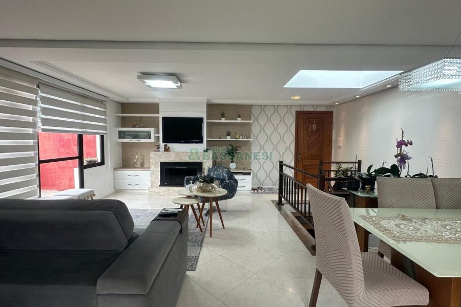 Apartamento com 150m², 3 dormitórios, 3 vagas, no bairro Petrópolis em Caxias do Sul para Comprar