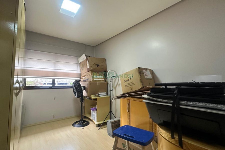 Apartamento com 150m², 3 dormitórios, 3 vagas, no bairro Petrópolis em Caxias do Sul para Comprar
