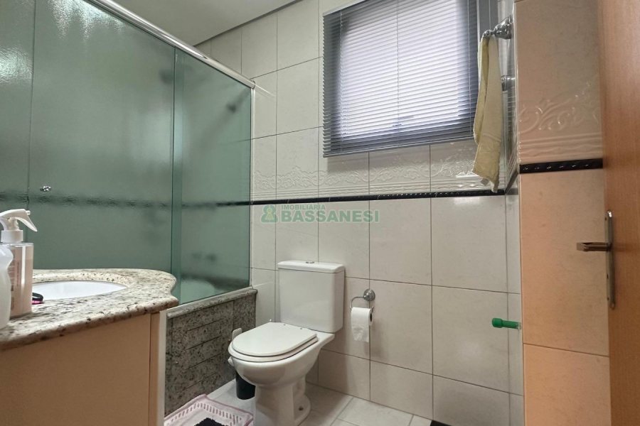 Apartamento com 150m², 3 dormitórios, 3 vagas, no bairro Petrópolis em Caxias do Sul para Comprar