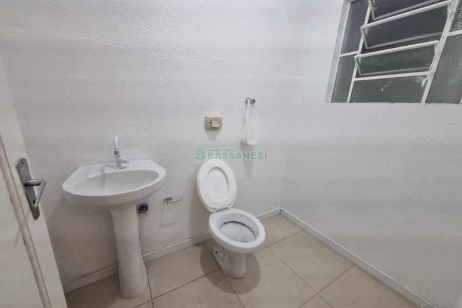 Sala, no bairro Centro em Caxias do Sul para Alugar
