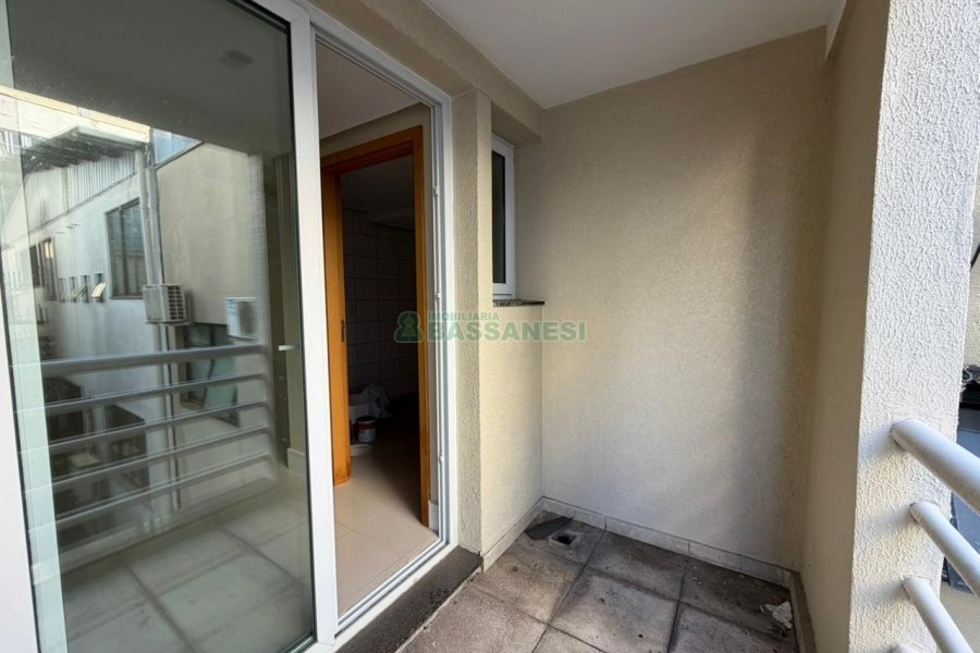 Apartamento com 159m², 3 dormitórios, 2 vagas, no bairro Centro em Caxias do Sul para Comprar