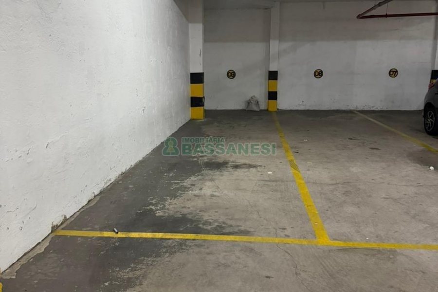 Apartamento com 159m², 3 dormitórios, 2 vagas, no bairro Centro em Caxias do Sul para Comprar