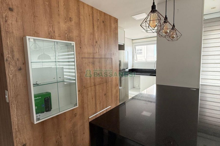 Apartamento com 137m², 3 dormitórios, 2 vagas, no bairro Madureira em Caxias do Sul para Comprar