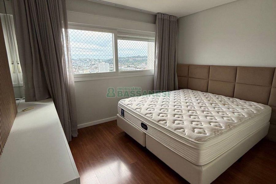Apartamento com 137m², 3 dormitórios, 2 vagas, no bairro Madureira em Caxias do Sul para Comprar