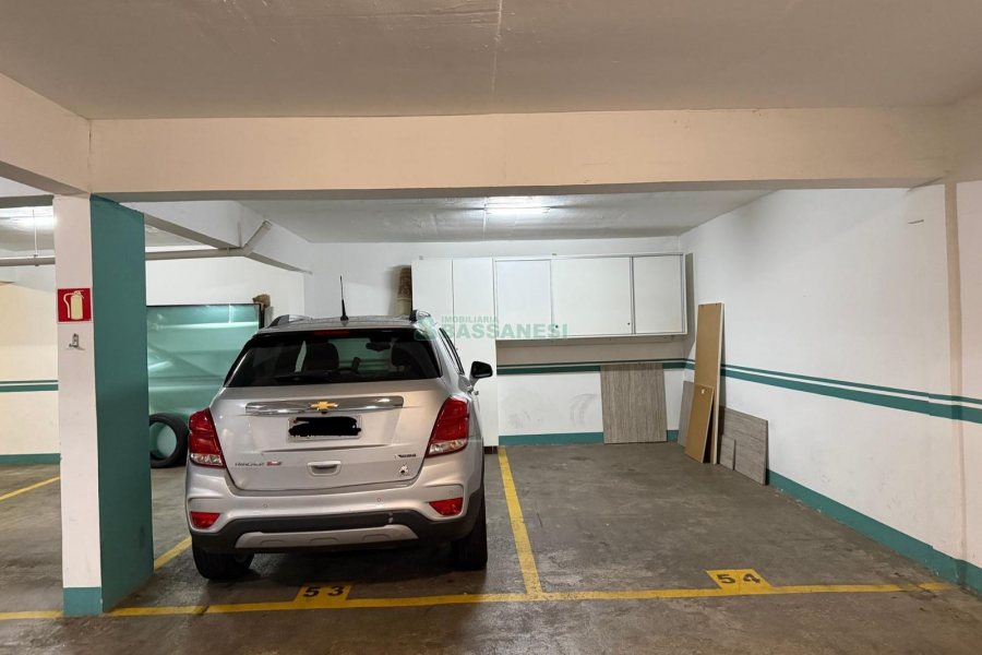 Apartamento com 137m², 3 dormitórios, 2 vagas, no bairro Madureira em Caxias do Sul para Comprar