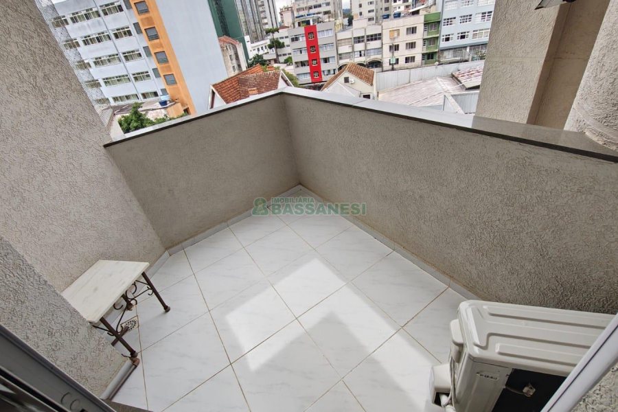 Apartamento com 98m², 3 dormitórios, 1 vaga, no bairro São Pelegrino em Caxias do Sul para Comprar