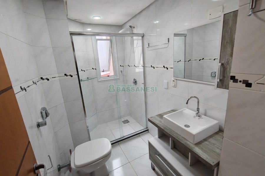 Apartamento com 98m², 3 dormitórios, 1 vaga, no bairro São Pelegrino em Caxias do Sul para Comprar