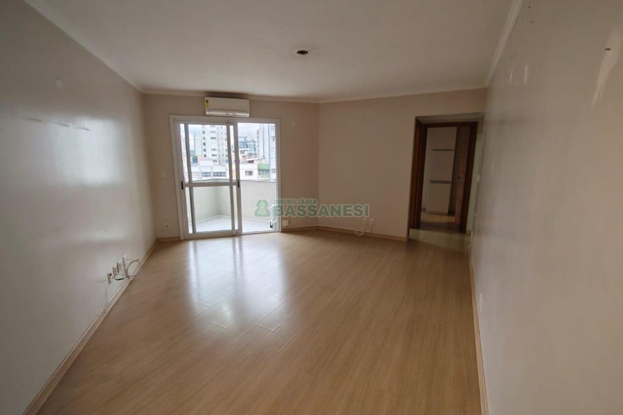 Apartamento com 98m², 3 dormitórios, 1 vaga, no bairro São Pelegrino em Caxias do Sul para Comprar