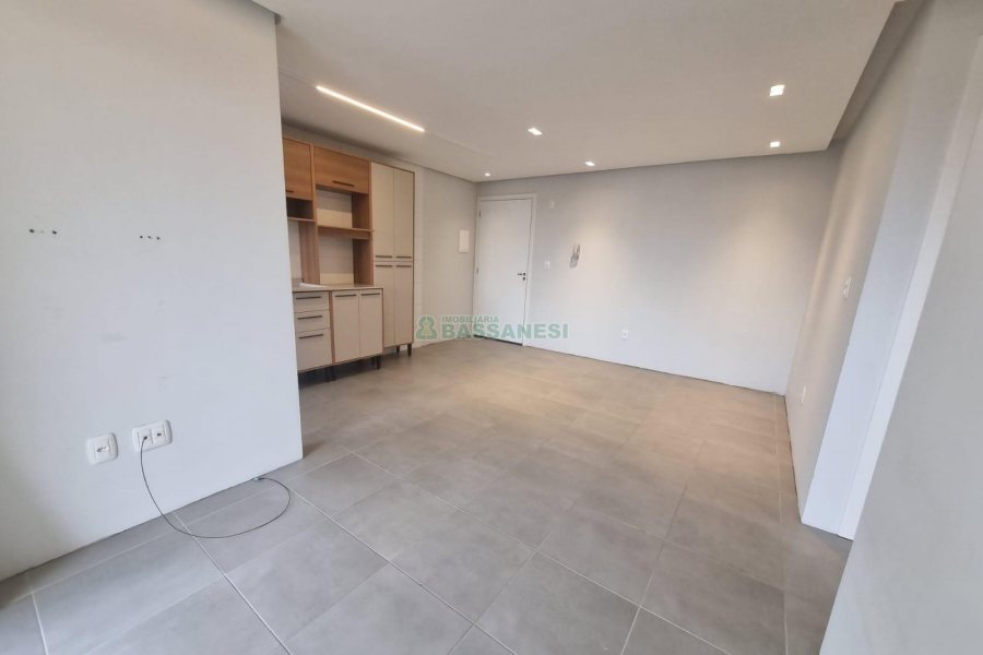 Apartamento com 62m², 2 dormitórios, 1 vaga, no bairro Panazzolo em Caxias do Sul para Alugar