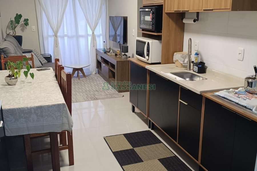 Apto Mobiliado com 56m², 2 dormitórios, 1 vaga, no bairro Presidente Vargas em Caxias do Sul para Alugar
