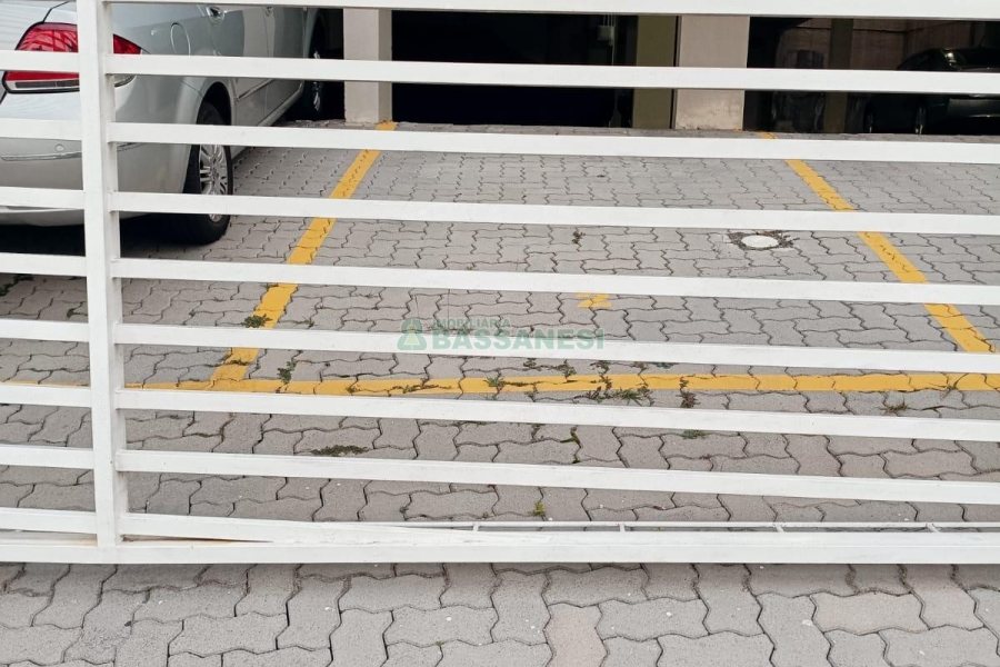 Apto Mobiliado com 56m², 2 dormitórios, 1 vaga, no bairro Presidente Vargas em Caxias do Sul para Alugar