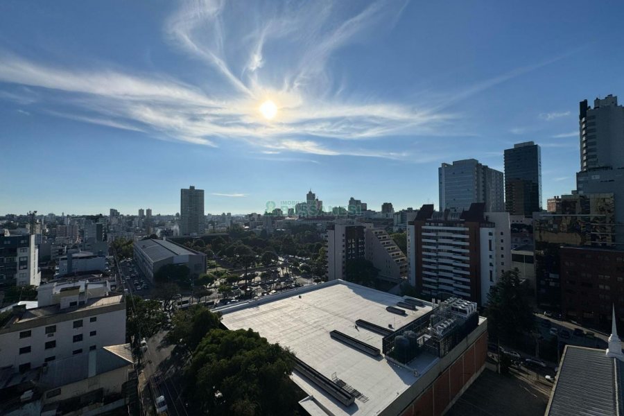 Apartamento com 161m², 3 dormitórios, 3 vagas, no bairro Exposição em Caxias do Sul para Comprar