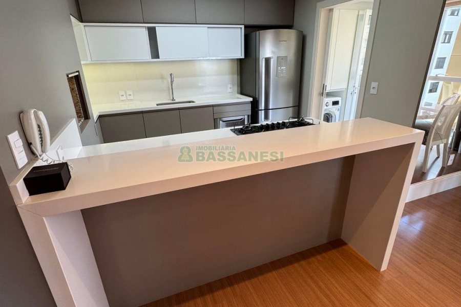 Apartamento com 125m², 3 dormitórios, 3 vagas, no bairro São Leopoldo em Caxias do Sul para Comprar