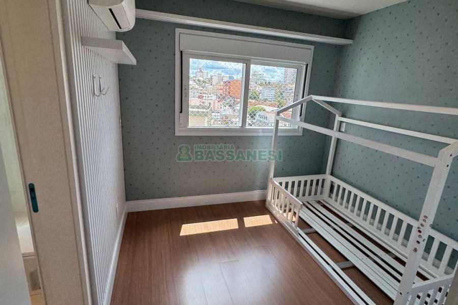 Apartamento com 125m², 3 dormitórios, 3 vagas, no bairro São Leopoldo em Caxias do Sul para Comprar