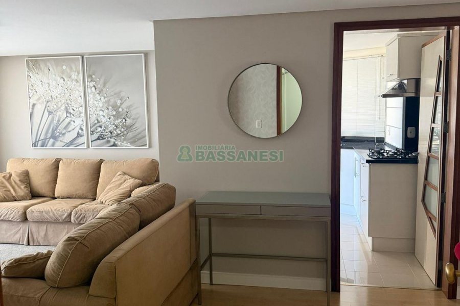 Apartamento com 122m², 3 dormitórios, 2 vagas, no bairro São Pelegrino em Caxias do Sul para Comprar
