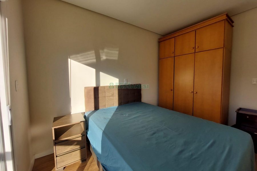 Sobrado Mobiliado com 70m², 2 dormitórios, 1 vaga, no bairro São Virgílio em Caxias do Sul para Alugar