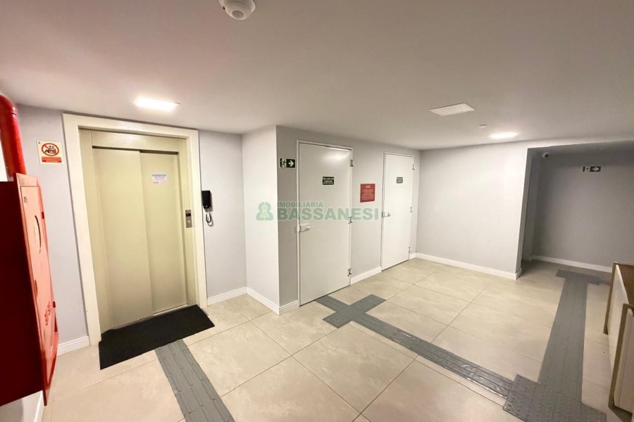 Apartamento com 51m², 2 dormitórios, 1 vaga, no bairro Nossa Senhora de Fátima em Caxias do Sul para Comprar