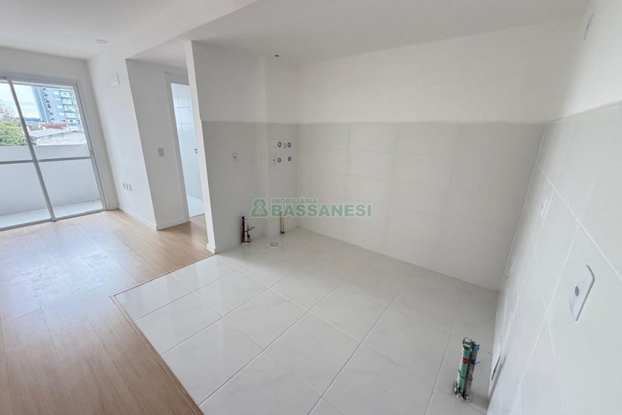 Apartamento com 51m², 2 dormitórios, 1 vaga, no bairro Nossa Senhora de Fátima em Caxias do Sul para Comprar