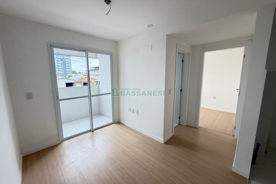 Apartamento com 51m², 2 dormitórios, 1 vaga, no bairro Nossa Senhora de Fátima em Caxias do Sul para Comprar