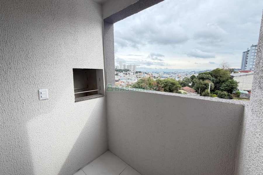 Apartamento com 51m², 2 dormitórios, 1 vaga, no bairro Nossa Senhora de Fátima em Caxias do Sul para Comprar