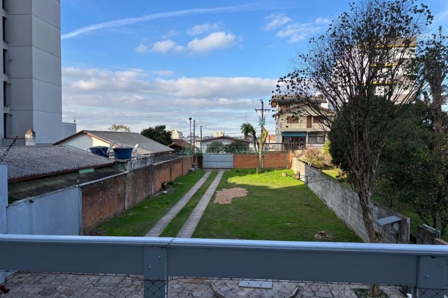 Casa com 430m², 3 dormitórios, 3 vagas, no bairro Jardim América em Caxias do Sul para Alugar