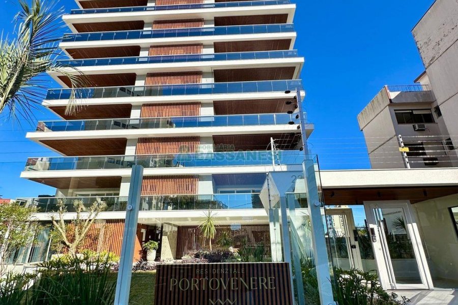 Apartamento com 171m², 3 dormitórios, 3 vagas, no bairro Exposição em Caxias do Sul para Comprar